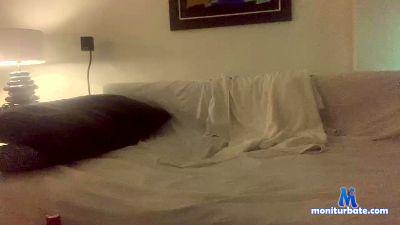 bizon30 cam4 gay performer from French Republic cum masturbation 