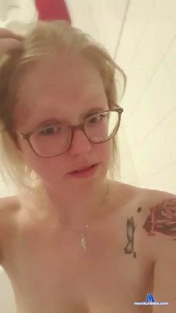 Schnidde30 cam4 live cam performer profile