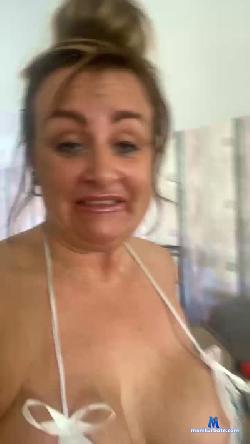 ZaraBNaughty cam4 live cam performer profile
