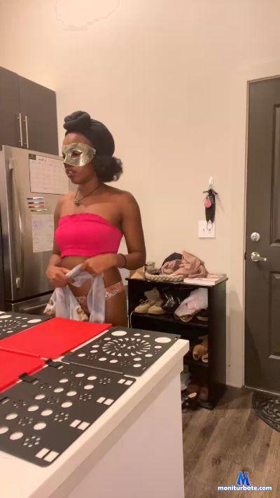 AmyRoseQ cam4 bicurious performer from United States of America feet 