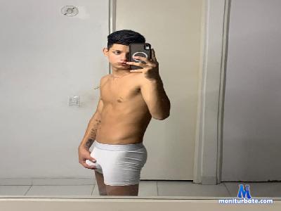 NICKY_MAXIMOF cam4 gay performer from Republic of Italy milk anal feet ass amateur masturbation cum 