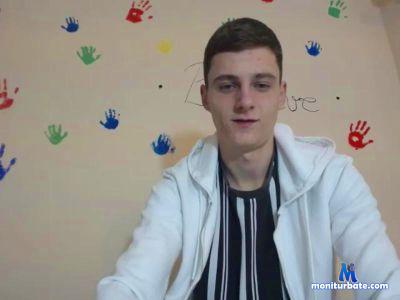 couplefrancis cam4 bisexual performer from Romania  