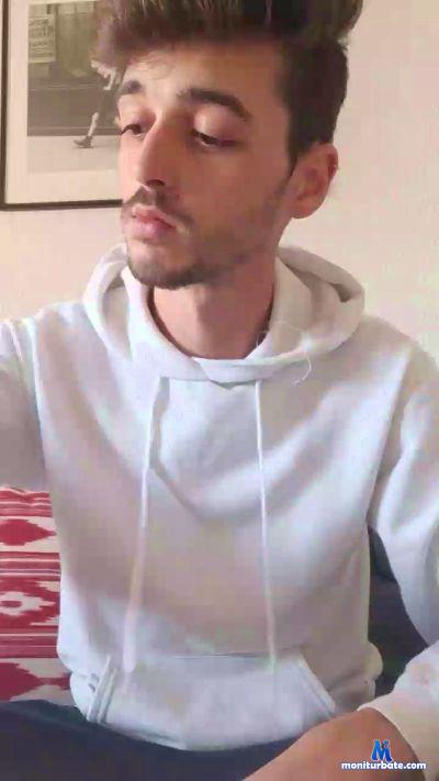 PabloB21 cam4 bisexual performer from Kingdom of Spain  