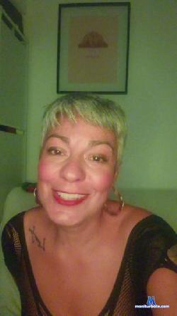 Loracroft cam4 live cam performer profile