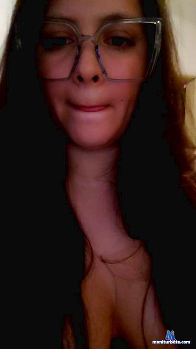 Nuvvia cam4 bisexual performer from Argentine Republic  