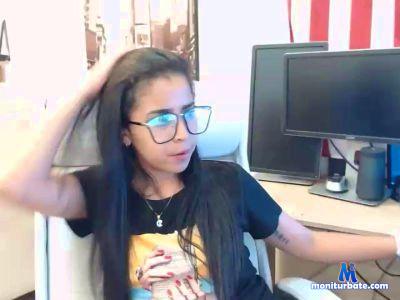 petite_ts cam4 bisexual performer from French Republic rollthedice 