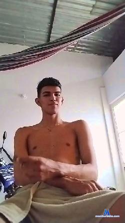 zenzero19 cam4 live cam performer profile