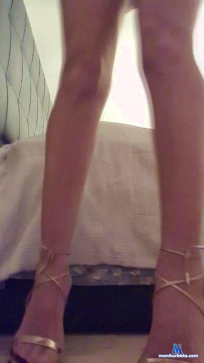 Viviana0 cam4 straight performer from Republic of Italy bigboobs squirt ass feet anal 