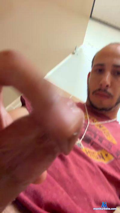 Behemoth23 cam4 unknown performer from United States of America Showerfun cum stroking orgasm sex bdsm feet 