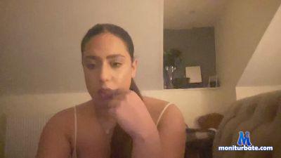 yasmin02 cam4 bisexual performer from United Kingdom of Great Britain & Northern Ireland  