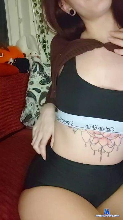 Lilithmooon cam4 bisexual performer from French Republic  