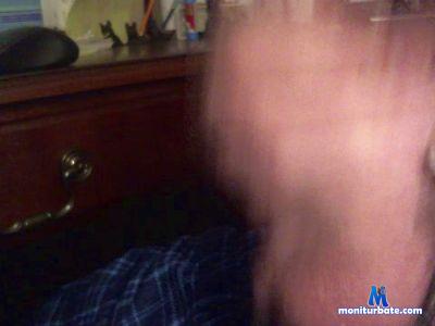 sfg32 cam4 bicurious performer from United States of America  