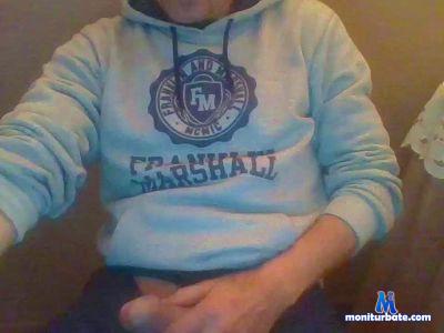 biggreen69 cam4 bicurious performer from Portuguese Republic  