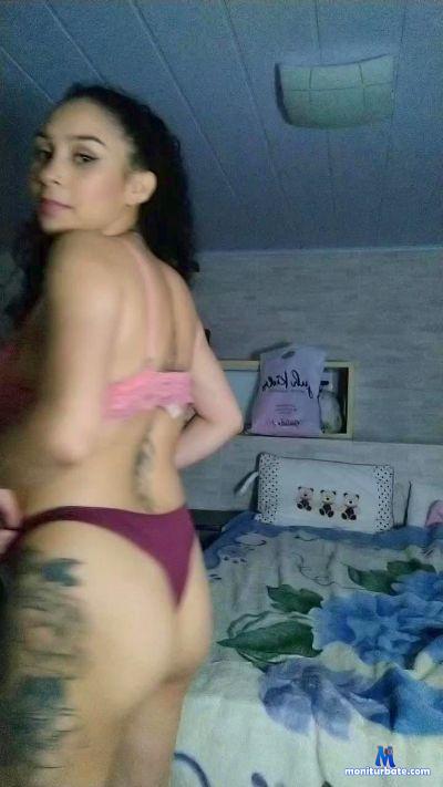 pequenaMel cam4 bisexual performer from Federative Republic of Brazil  