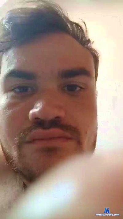 Wolf_Slave cam4 gay performer from United States of America  