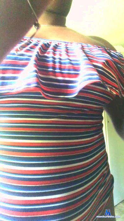 MsAries8 cam4 bisexual performer from United States of America Nipple piercing chocolate braces pussy 