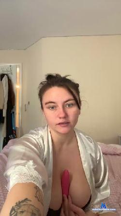 Ellien1m cam4 live cam performer profile