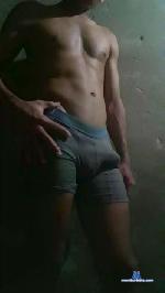 Thekingzeus cam4 livecam show performer room profile