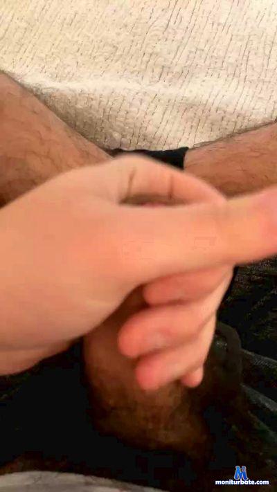 loulou2512 cam4 gay performer from French Republic  