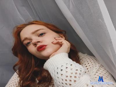 QuennaFilbert cam4 straight performer from French Republic  