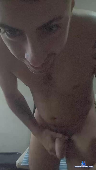 Danelo20X cam4 unknown performer from Argentine Republic  