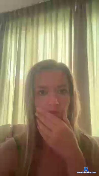 Jessica9hot cam4 straight performer from Kingdom of the Netherlands  