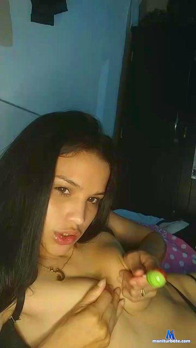 karolluket cam4 bisexual performer from United States of America  