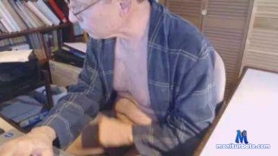 Den_Jet cam4 bicurious performer from United States of America pee masturbation funchat Den_Jet 