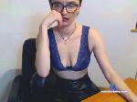 Hiynda cam4 livecam show performer room profile