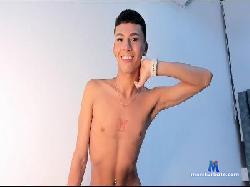 Danielle_flower cam4 live cam performer profile