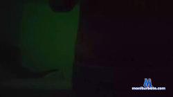 Roberto_hot4 cam4 live cam performer profile