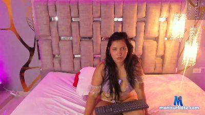 ChiaraRhys cam4 bisexual performer from Republic of Italy AssToMouth deepthroat cum cute ass pussy blowjob 