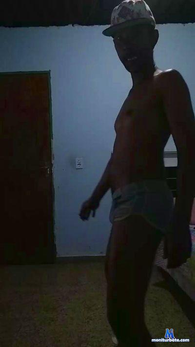 Amigosfiel cam4 gay performer from Federative Republic of Brazil  
