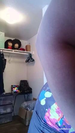 THICKHONEE1 cam4 live cam performer profile