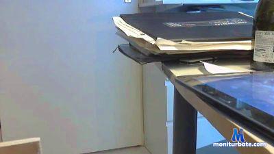 Nona_ cam4 bisexual performer from United States of America  