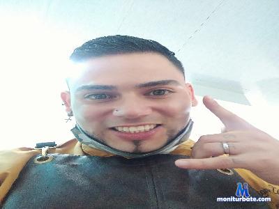 BadboyKing cam4 straight performer from Republic of Colombia  