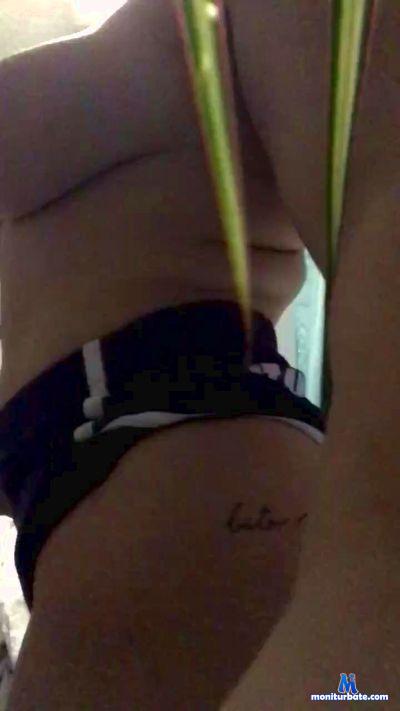 Delilah189 cam4 bicurious performer from United States of America  
