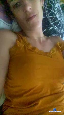 coquine182 cam4 live cam performer profile