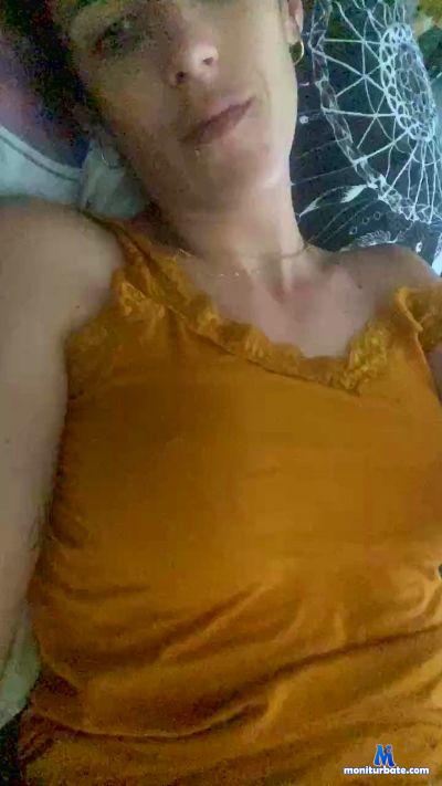 coquine182 cam4 bicurious performer from French Republic coquine182 