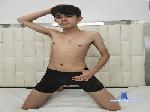 BoyTwinkDan18 cam4 livecam show performer room profile