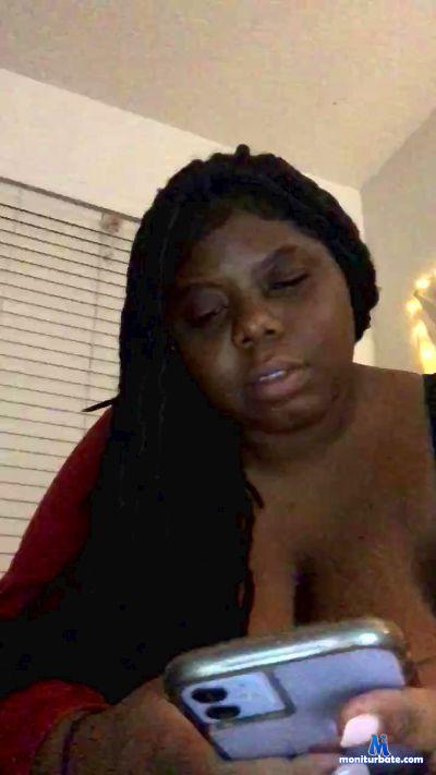 phatbabychels cam4 bicurious performer from United States of America ebony ass feet drunk high bbw hotgirl bored 