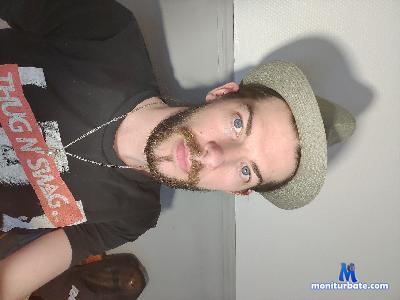 Benji20091993 cam4 straight performer from French Republic amateur masturbation cum 