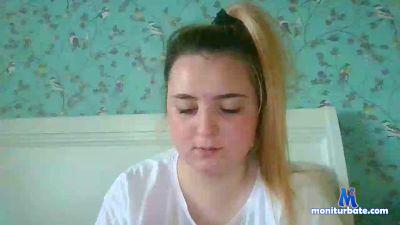 Frankiebarb cam4 bisexual performer from United Kingdom of Great Britain & Northern Ireland spinthewheel newgirl curvy solo pvt 
