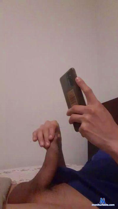 Byron696 cam4 straight performer from Republic of Peru amateur pornstar cum gamer smoke masturbation 