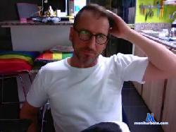 fistkarel cam4 live cam performer profile