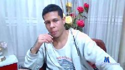 Cris_lleday cam4 live cam performer profile