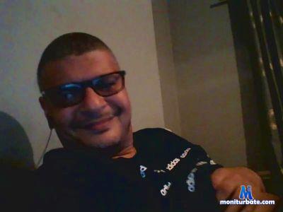 Lawler_BJ cam4 bicurious performer from Republic of Colombia  