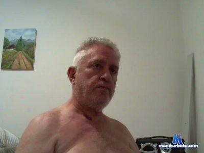 lauro_hot cam4 bisexual performer from Federative Republic of Brazil  