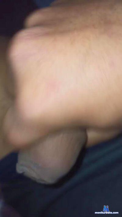 samuel2236 cam4 straight performer from Republic of Ecuador  