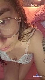 luahot666 cam4 livecam show performer room profile